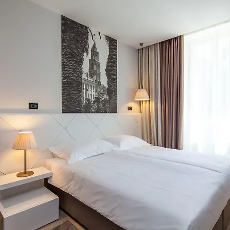 Cornaro Hotel