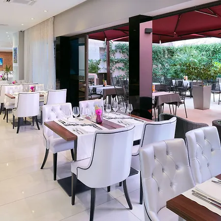 Cornaro Hotel