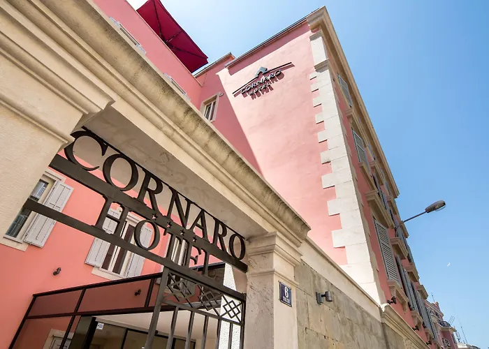 Cornaro Отель 5*