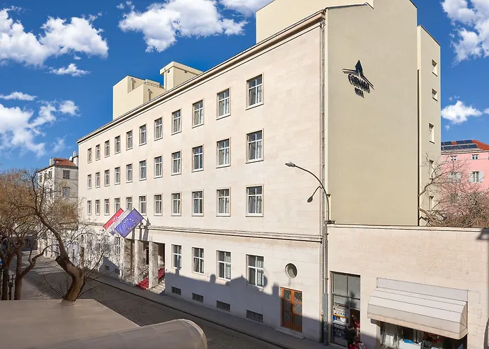 Отель Cornaro Сплит