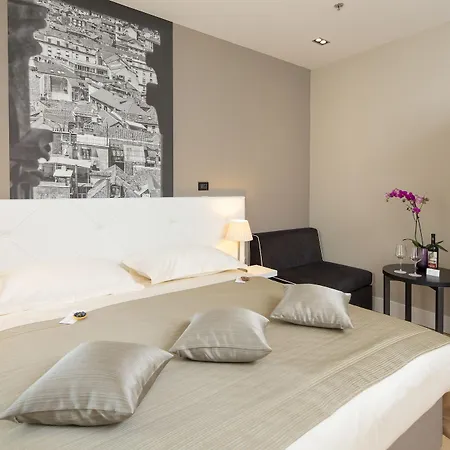 Cornaro Hotel